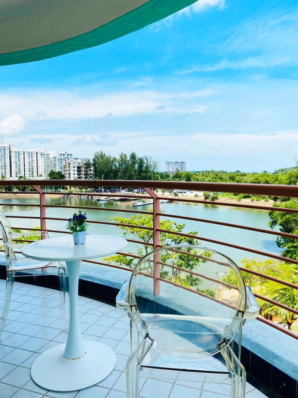 Pd Lagoon Resort Port Dickson Exteriör bild